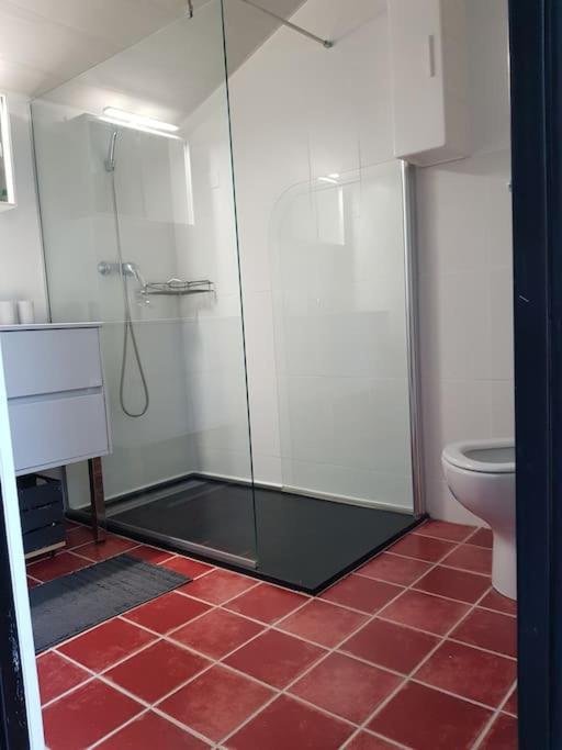 Petite Maison Type Loft En Plein Bourg D'Ambazac Bagian luar foto